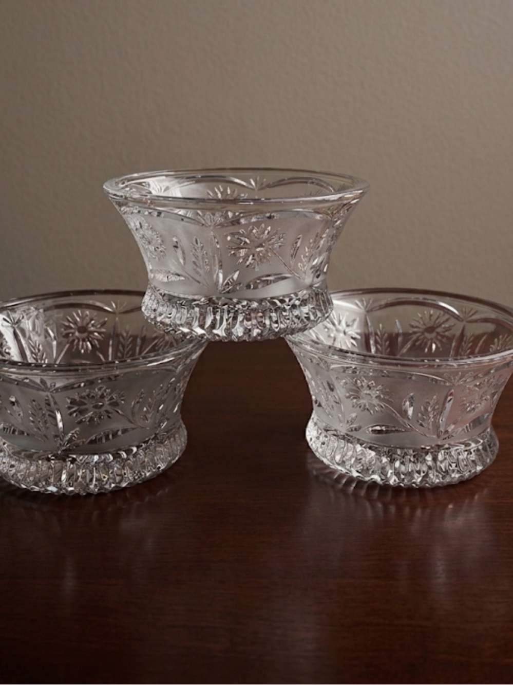 Vintage Lausitzer Glas "Margret" Crystal Bowl – Floral Daisy Pattern